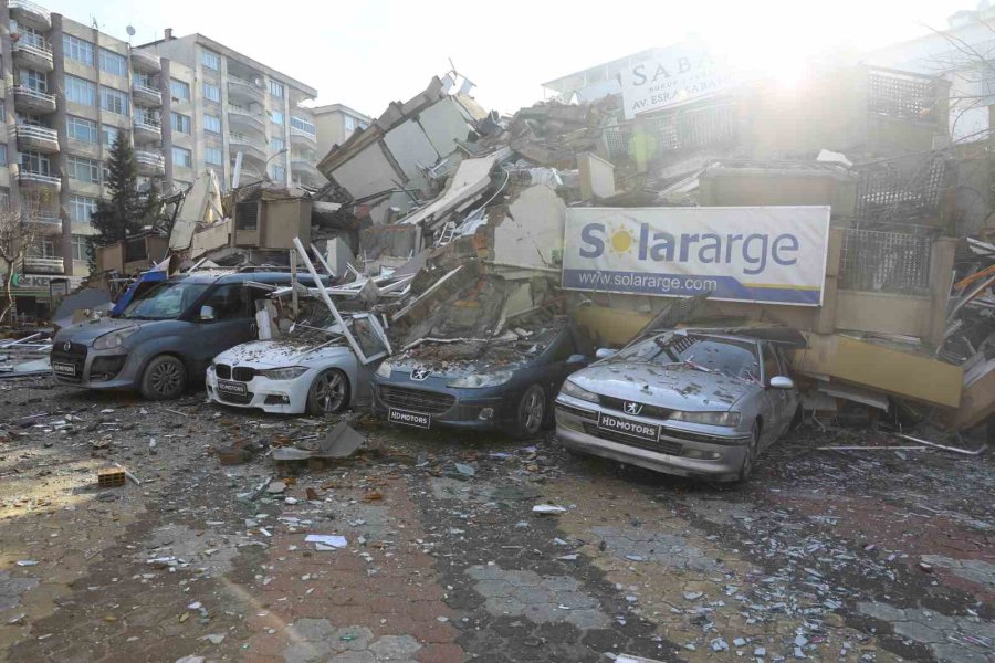 Antalya Büyükşehir Belediyesi Ekipleri Hasar Tespit Çalışmalarında Görev Alacak