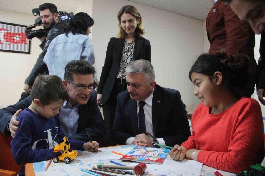 Antalya’ya Gelen Depremzede Sayısı 140 Bini Geçti