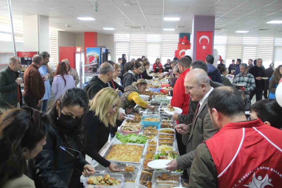 Antalya’ya Gelen Depremzede Sayısı 140 Bini Geçti