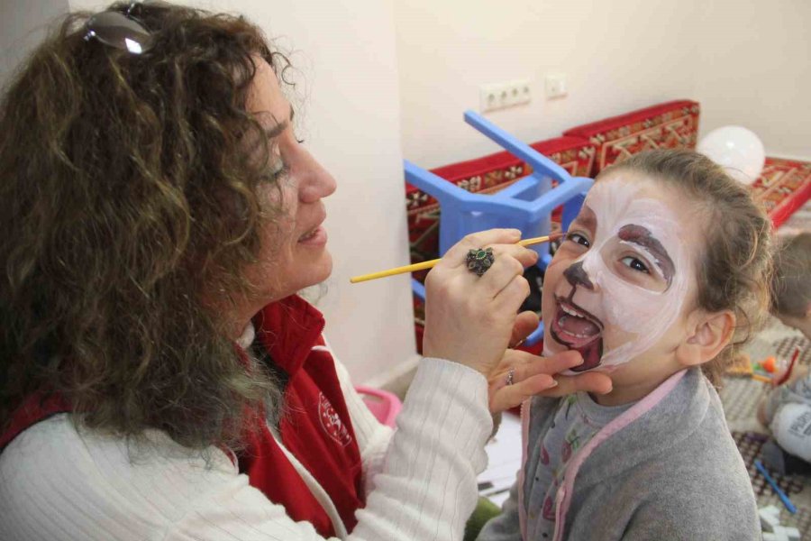 Antalya’ya Gelen Depremzede Sayısı 140 Bini Geçti