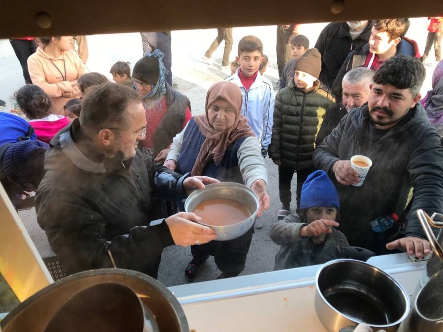 Beyoğlu Belediyesi Depremzedeler İçin 200 Konteyner Ev Kuruyor