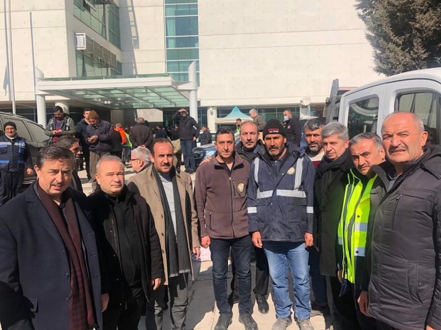 Başkan Özkan Altun Deprem Bölgesinde