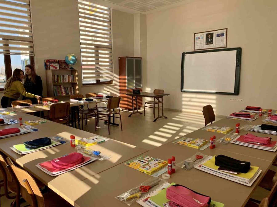 Depremzede Çocuklar İçin Kyk Yurdunda Eğitim Alanları Oluşturuldu