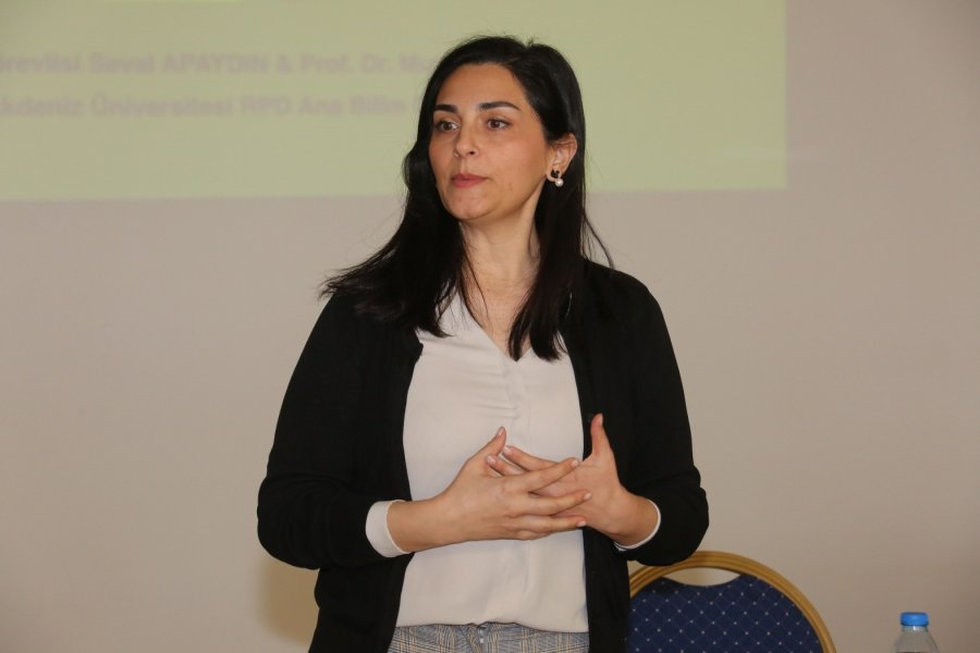 Üniversite’de Depremzedelere Psiko-sosyal Destek Semineri Düzenlendi