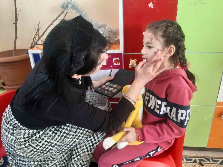 Kayserililer Depremzedeler İçin Seferber Oldu