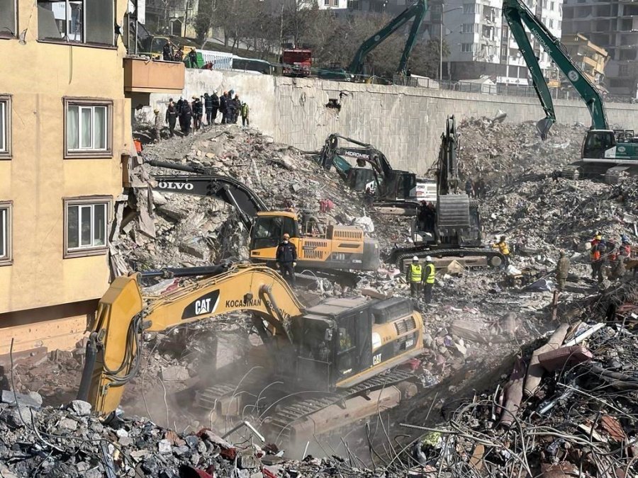 Kocasinan Belediyesi, Depremzedeler İçin 7/24 Çalışıyor