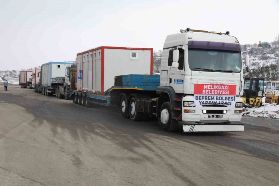 Melikgazi, Hatay’a Mobil Wc, Duş, Konaklama Konteynerları Ve Su Arazözü Yolladı