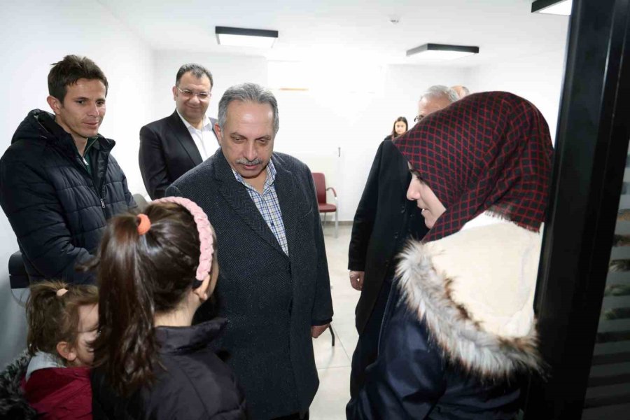 Talas’ta Yaralar Bu Merkezde Sarılıyor