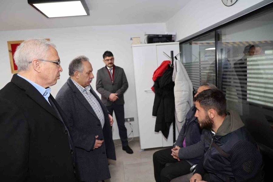 Talas’ta Yaralar Bu Merkezde Sarılıyor