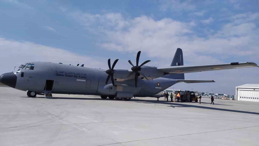 İstanbul’dan Deprem Bölgelerine Bin Dört Yüz Yatak Gönderildi