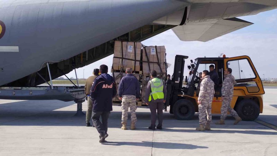 İstanbul’dan Deprem Bölgelerine Bin Dört Yüz Yatak Gönderildi