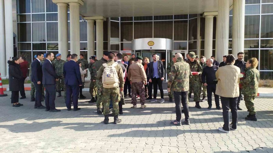 Arnavutluk’tan Gelen 83 Kişilik Arama Kurtarma Ekibi Geri Döndü