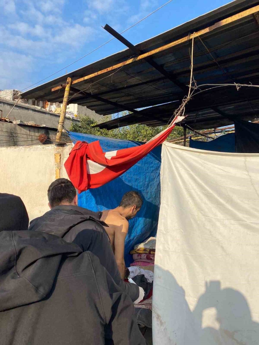 Deprem Bölgesinde Dolandırıcılık Yapan Sahte Doktor Tutuklandı