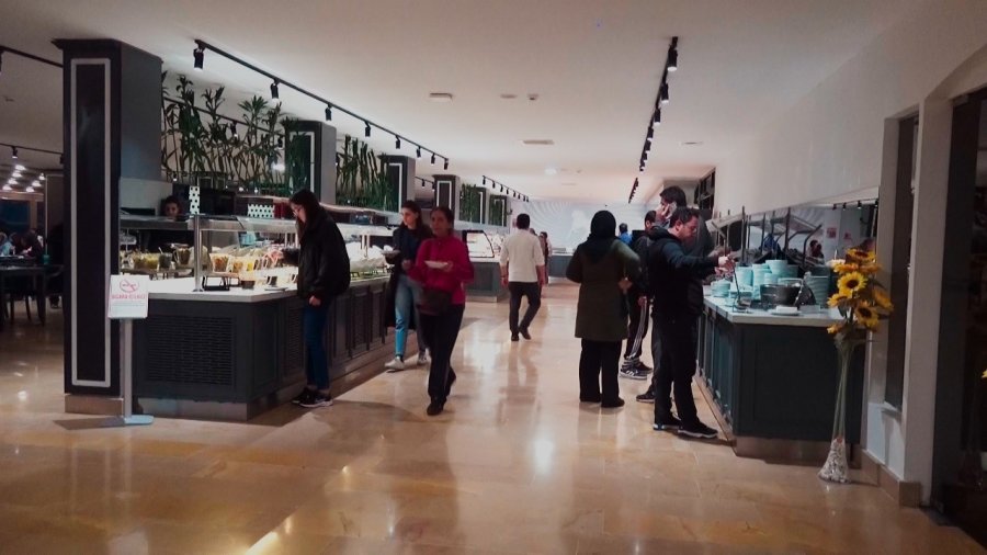 Depremzede Çocukların Antalya’daki Mutluluğu