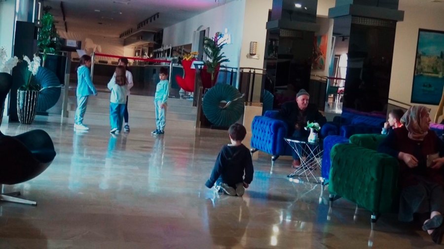 Depremzede Çocukların Antalya’daki Mutluluğu