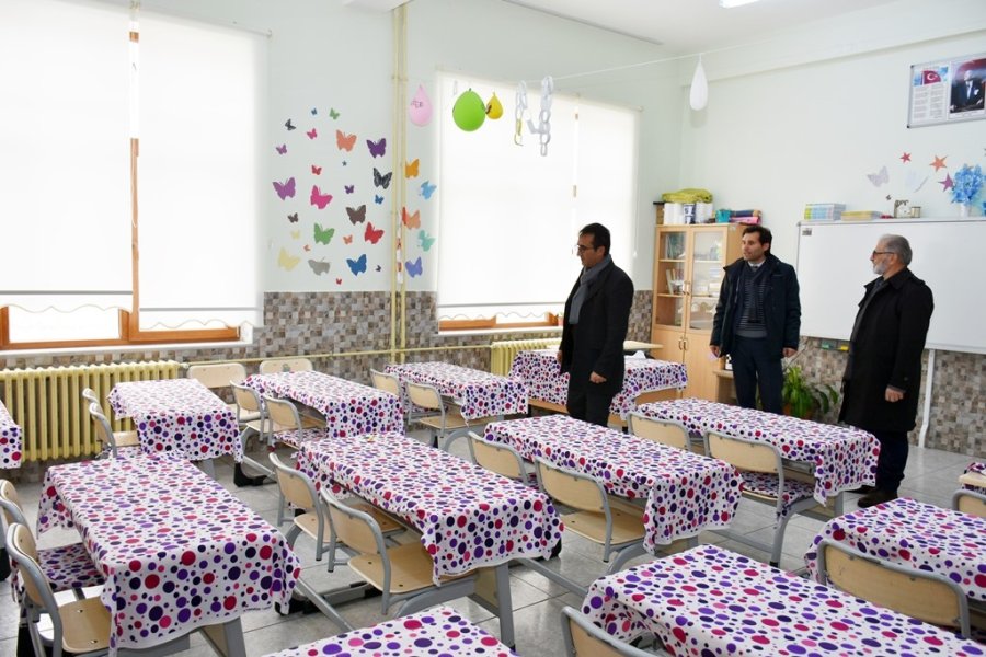 Karaman’da Depremzede Öğrencilerin Eğitim Göreceği Okullarda Hazırlıklar Tamamlandı