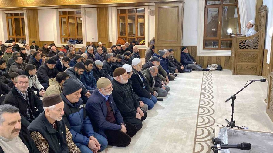 Kulu’da Miraç Kandili’nde Camiler Doldu Taştı