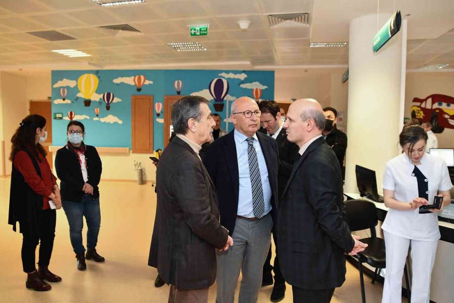 Başkan Ataç’tan Depremzedelere Geçmiş Olsun Ziyareti