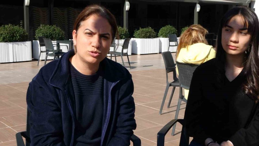 Depremzede Fatih’ten Enkaz Altında Hayat Kurtaracak Bileklik Tasarımı