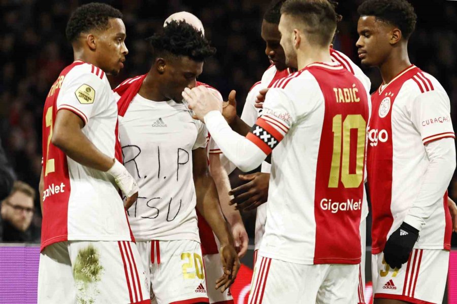 Ajaxlı Oyuncu Kudus Golünü Attı, Atsu’yu Andı