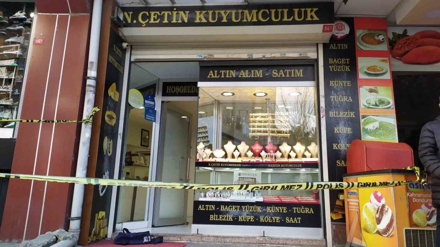 Üç Ay Önce Soyulan Kuyumcuda İkinci Soygun Girişimi