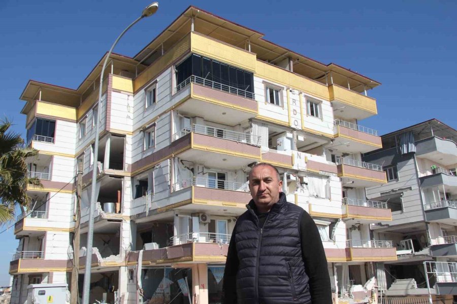 Depremde Öleceğini Düşünürken Bebeği Oldu