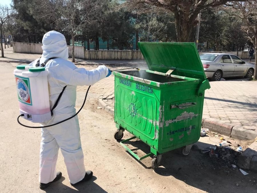 Melikgazi Belediyesi, Salgın Hastalıklara Karşı Afet Bölgesinde Dezenfekte Ve İlaçlama Çalışması Yaptı