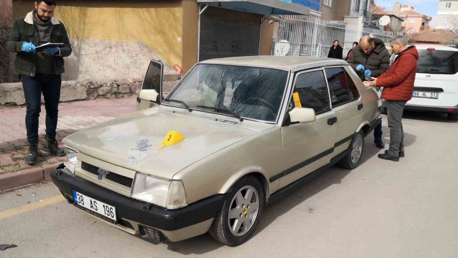 Alacağını İstedi, Tüfekle Vuruldu