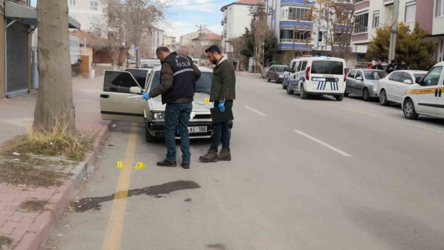 Alacağını İstedi, Tüfekle Vuruldu