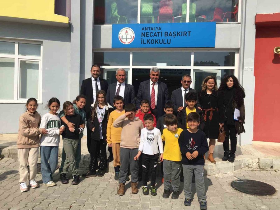 Aksu’da 289 Depremzede Öğrenci Okula Başladı