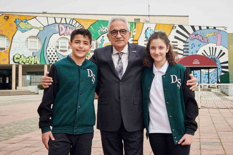 Depremzede Çocuklar, İş Bankası’nın Desteğiyle Eğitim Alacak