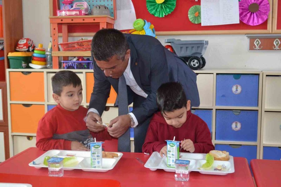 Korkuteli’de 128 Depremzede Öğrenci Okula Başladı