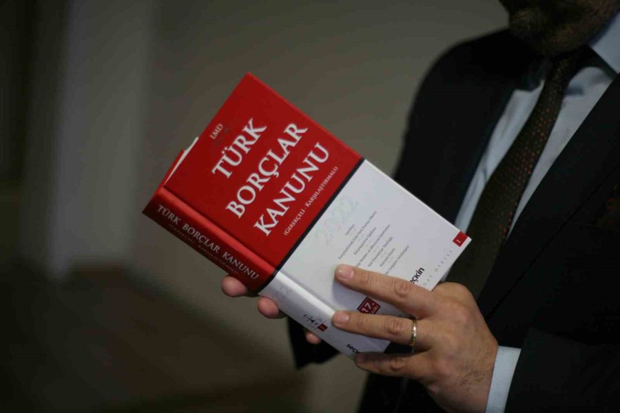 Avukat Barış Günaydın: "öğrencilerin Sözleşmelerini Feshedilebileceklerini Düşünüyorum”