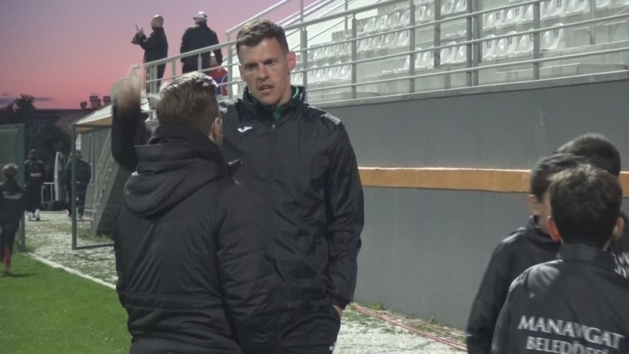 Martin Skrtel Depreme Duyarsız Kalmadı