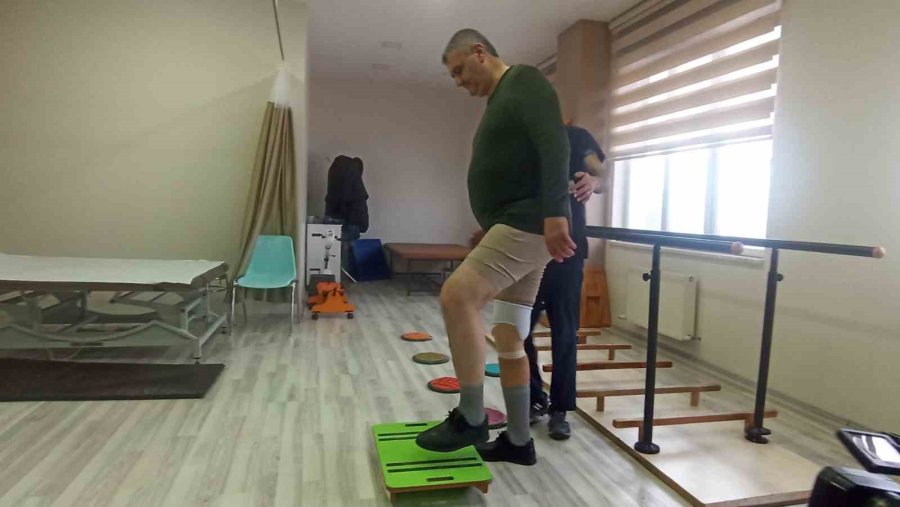 Bir Bacağı Protez Olan Gazinin Yürümesini Bel Fıtığı Da Engelleyemedi