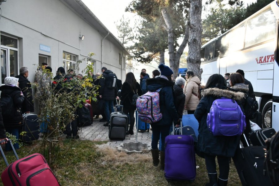 Eskişehir Adliyesinden 60 Personel Adıyaman’a Gitti
