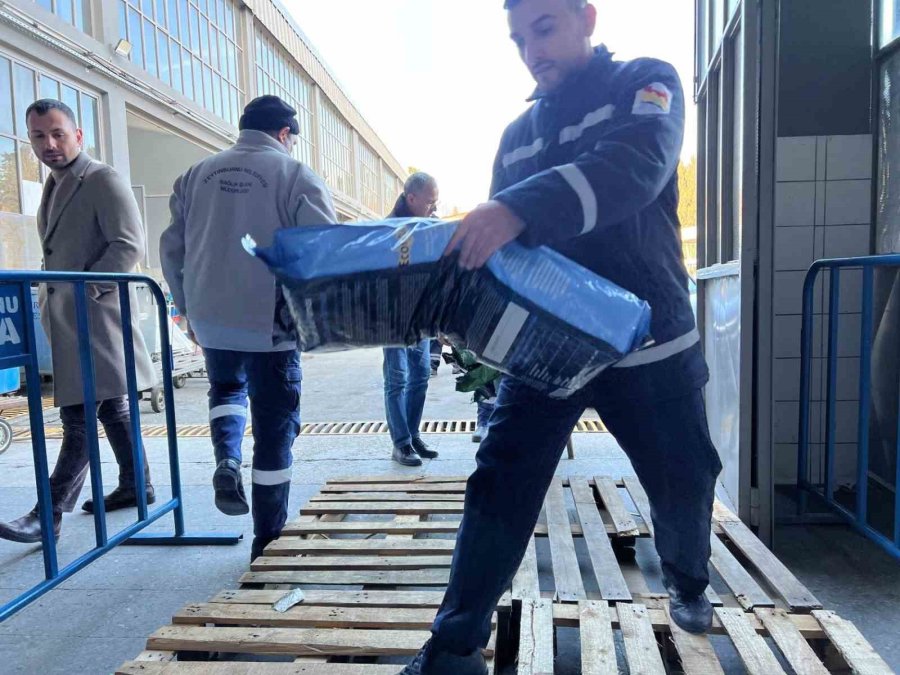 Zeytinburnu Belediyesi, “patili Dostları” Unutmadı