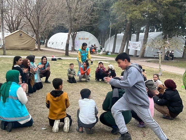 Elazığ Belediyesinin Kurduğu Oyun Çadırı, Depremzede Çocukların Neşe Kaynağı Oldu