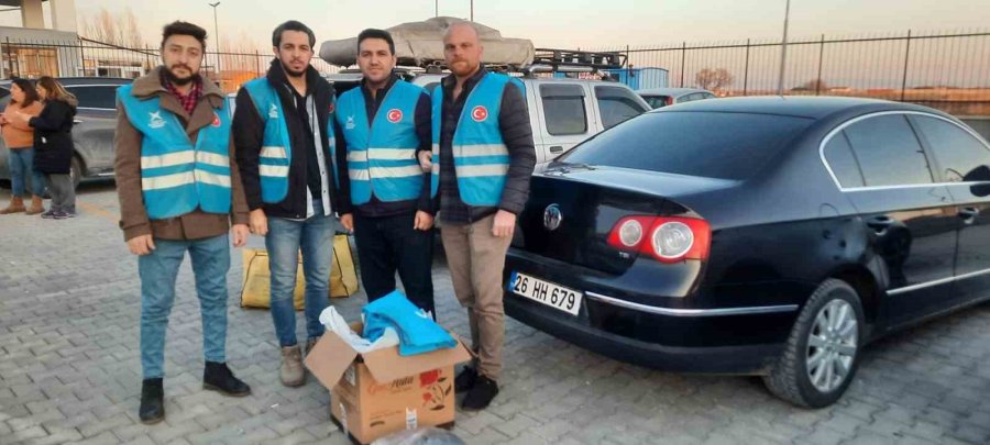 Eskişehir Tügva Afetzedeler İçin Sahada