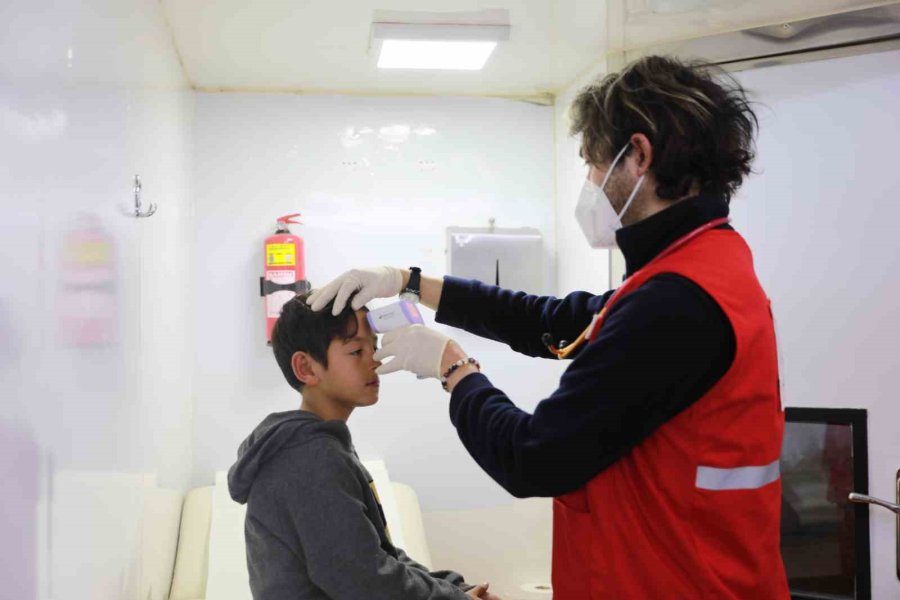 Kızılay’ın Afet Bölgelerindeki Yardım Çalışmaları Devam Ediyor