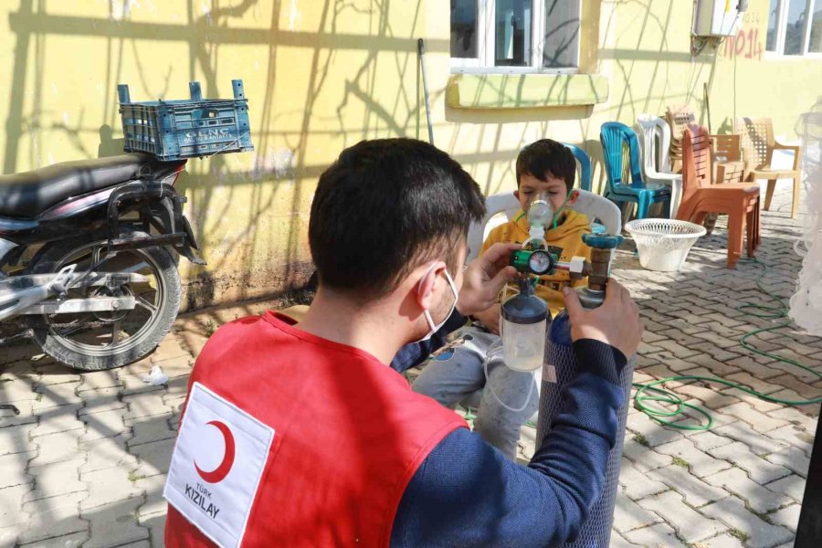 Kızılay’ın Afet Bölgelerindeki Yardım Çalışmaları Devam Ediyor