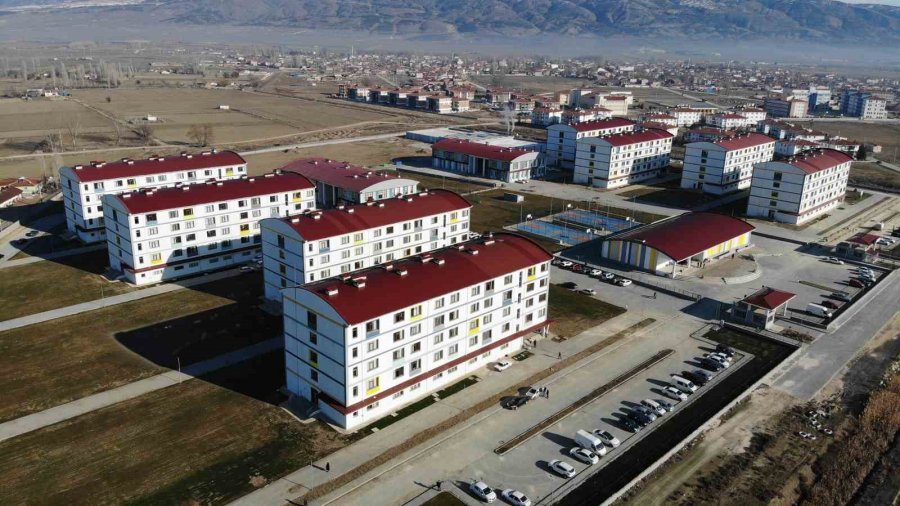 Kyk Yurdunda Kalan Depremzedeler İçin Tüm İmkanlar Seferber Edildi