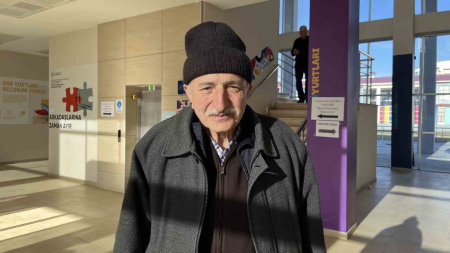 Kyk Yurdunda Kalan Depremzedeler İçin Tüm İmkanlar Seferber Edildi