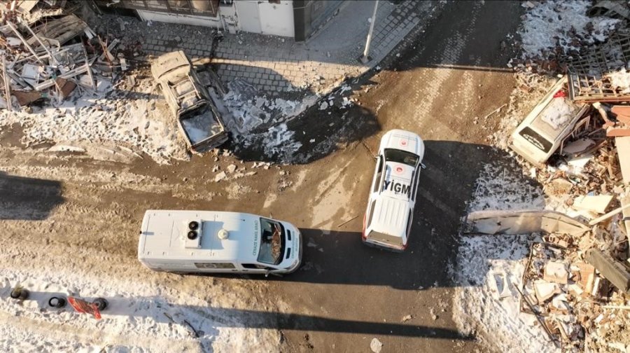Hasar Tespiti Çalışmaları Literatürde Yer Aldığı Gibi Gözlemsel İncelemelerle Yapılıyor