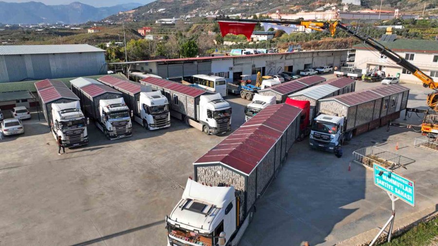 Alanya Belediyesi’nden Deprem Bölgesine Konteyner Desteği