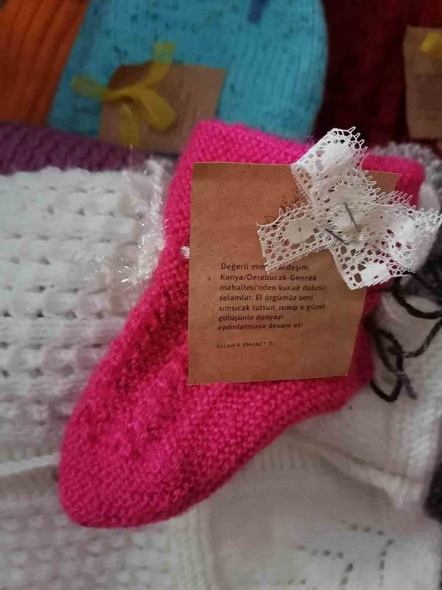 Derebucak’tan Depremzedelere Yardım