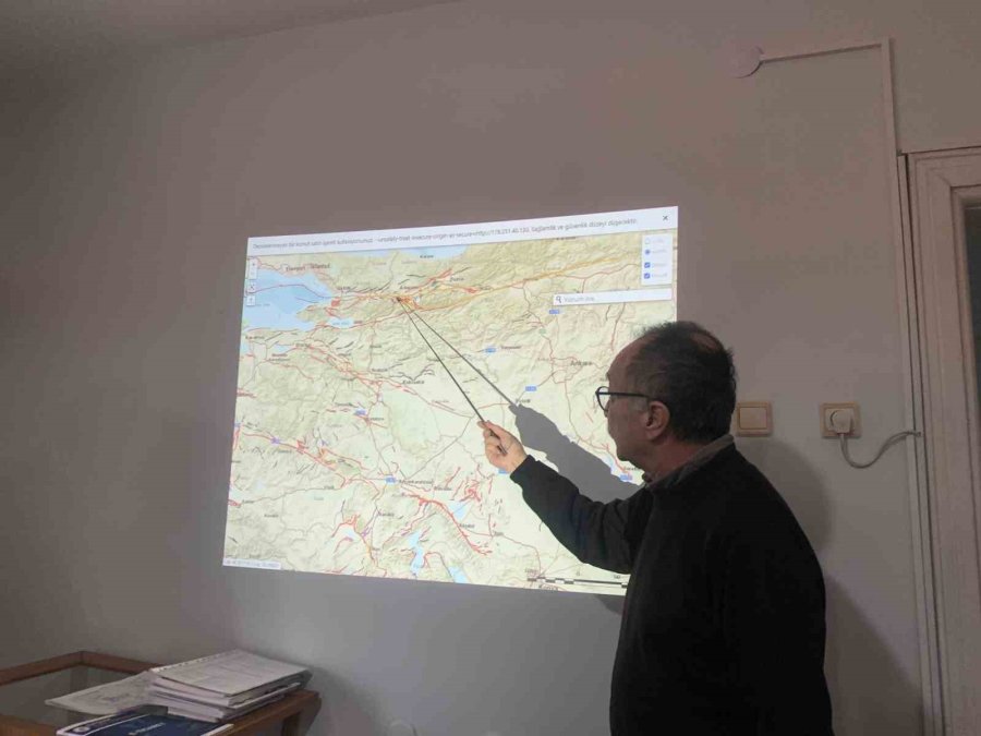 Eskişehir’in Dört Bir Yanı Diri Fay Hatlarıyla Sarılı