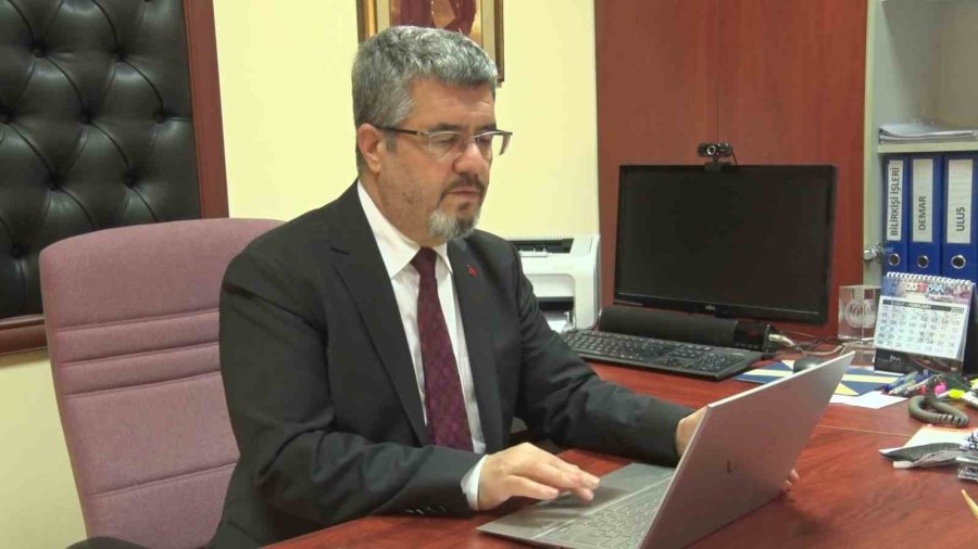 Prof. Dr. Samet Arslan Artçı Depremler Konusunda Uyardı