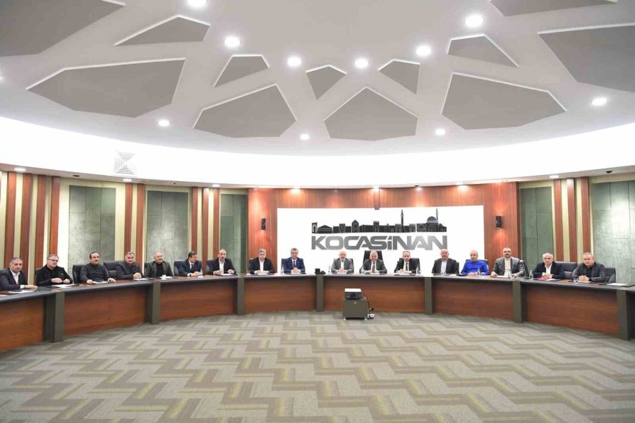 Büyükkılıç, İlçe Başkanları İle Kocasinan’da Bir Araya Geldi