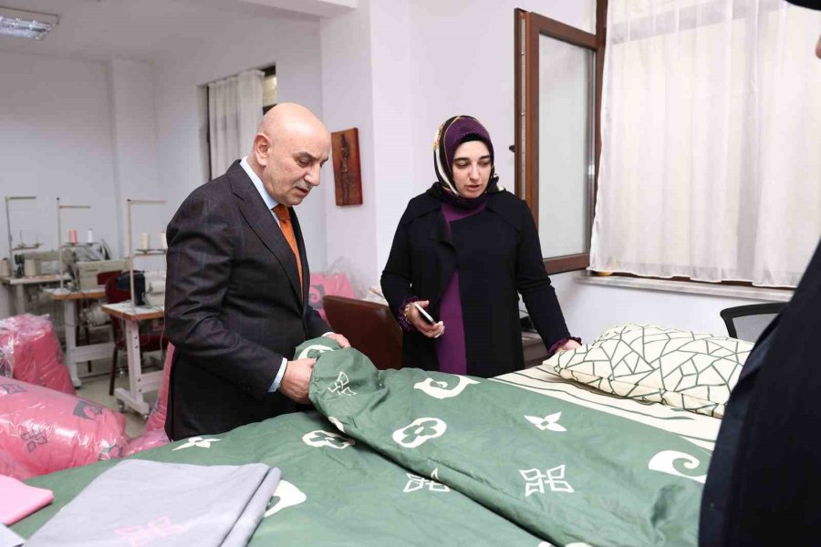 Geleneksel Beypazarı Bürgüsü Atölyesi Depremzedeler İçin Seferber Oldu